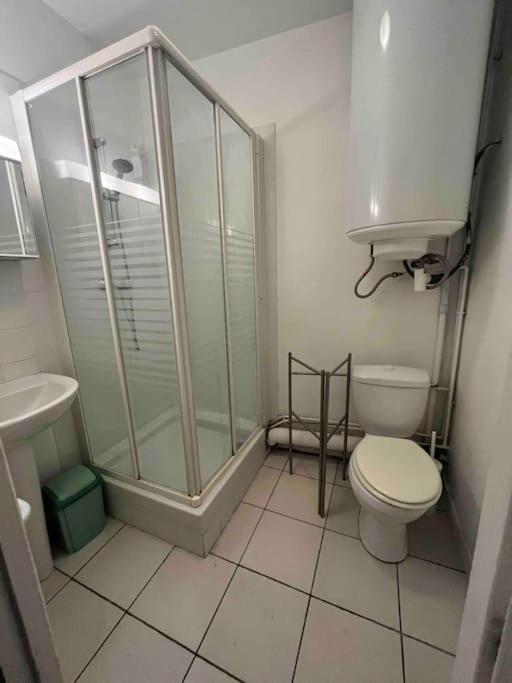 Le Monnai Apartment Ним Екстериор снимка